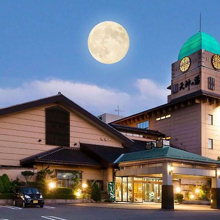 Awara Onsen Hot Spring Koubou Gurabaatei Hotel Buitenkant foto