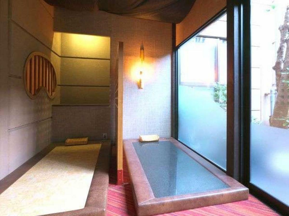 Awara Onsen Hot Spring Koubou Gurabaatei Hotel Buitenkant foto